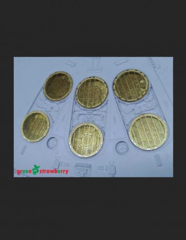 "Lando’s Millennium Falcon" - grills